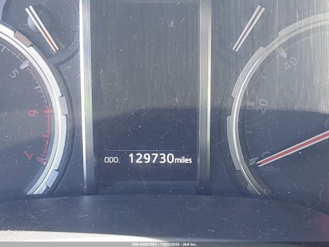 Toyota 4Runner Trd Off Road Premium Image 17