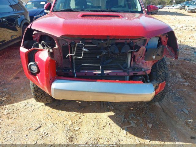 Toyota 4Runner Trd Off Road Premium Image 15