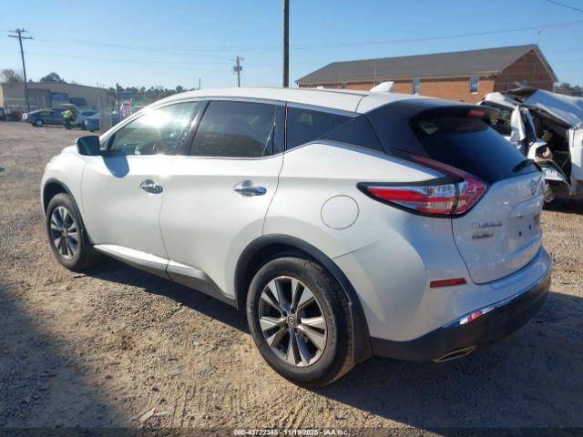 Nissan Murano S Image 2