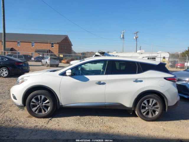 Nissan Murano S Image 16