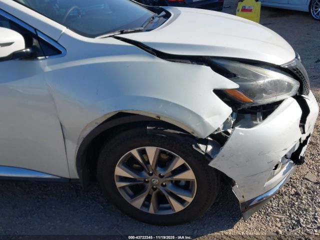 Nissan Murano S Image 18