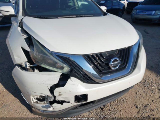 Nissan Murano S Image 17