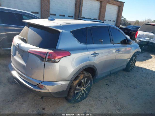 Toyota RAV4 Le Image 19