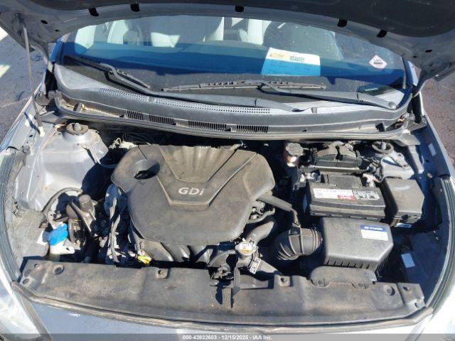 Hyundai ACCENT Se Image 11