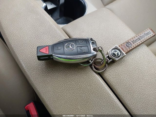 Mercedes-Benz GLK 4matic Image 11