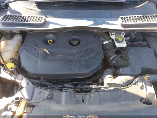 Ford Escape Titanium Image 12