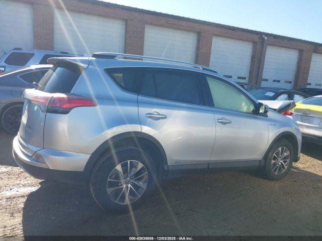 Toyota RAV4 Xle Image 15