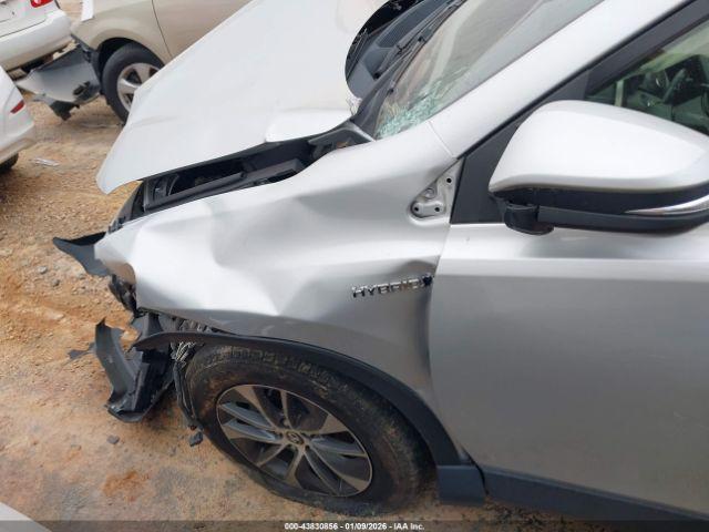 Toyota RAV4 Xle Image 4