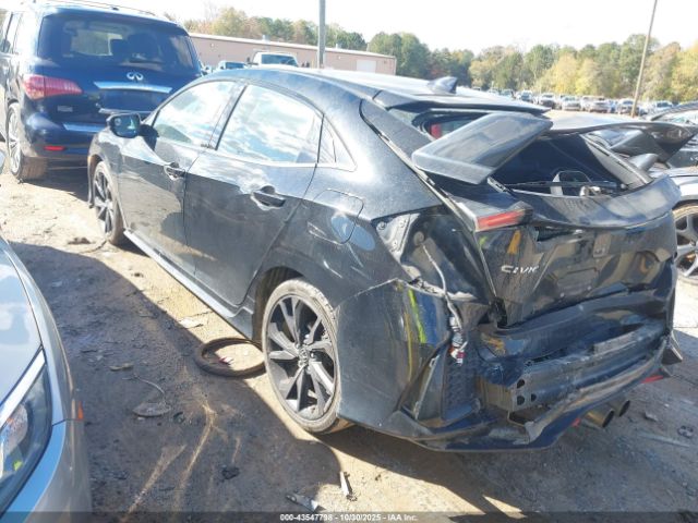 Honda Civic Sport Image 11