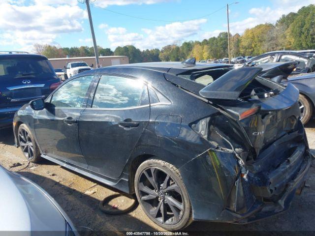 Honda Civic Sport Image 13