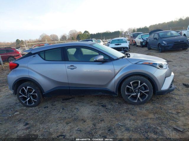 Toyota C-HR Xle Image 17