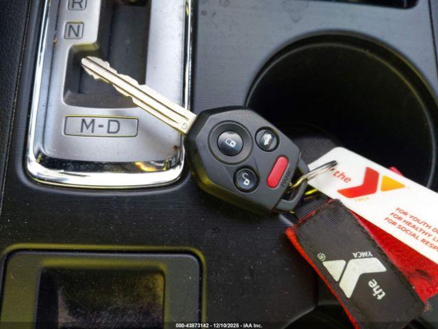 Subaru Outback 2.5i Premium Image 13