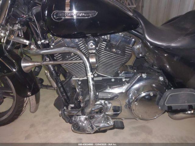 Harley-Davidson Flrt Free Wheeler Image 12