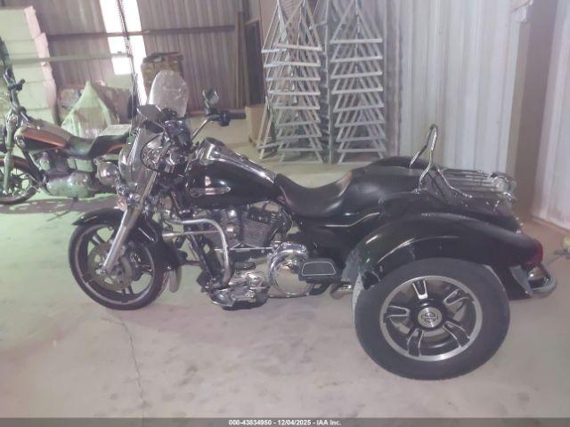 Harley-Davidson Flrt Free Wheeler Image 11