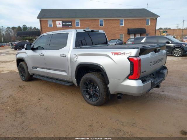 Toyota Tundra Platinum Image 2