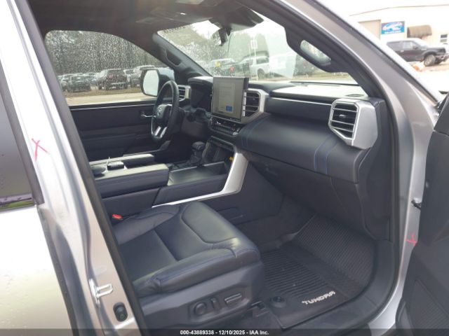 Toyota Tundra Platinum Image 6