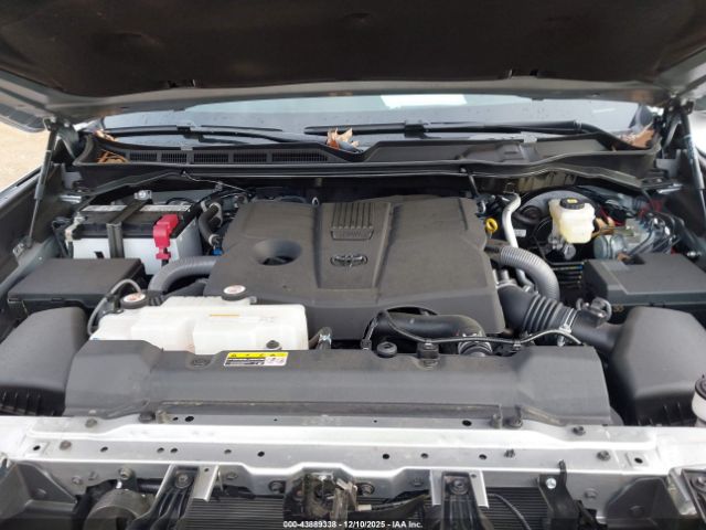 Toyota Tundra Platinum Image 7