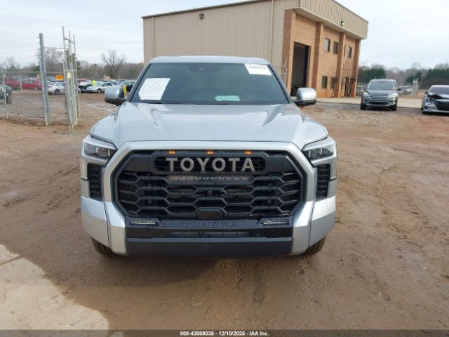 Toyota Tundra Platinum Image 14