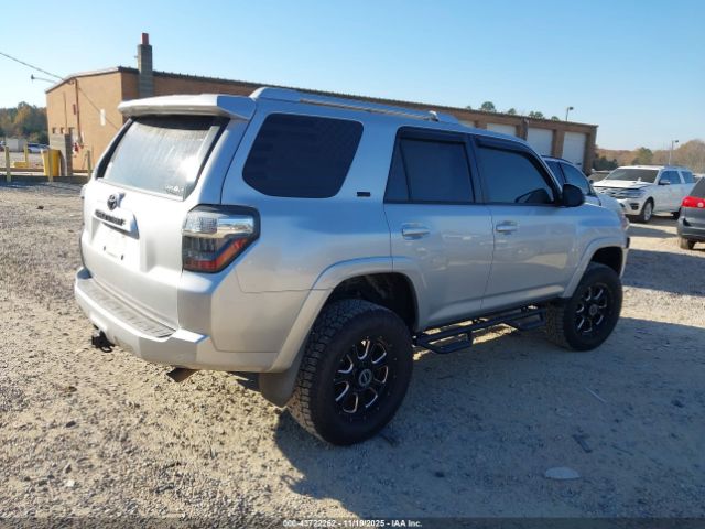 Toyota 4Runner Sr5 Image 16