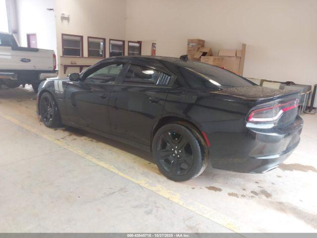 Dodge Charger Image 16