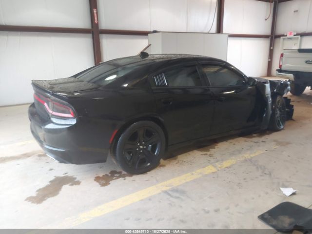 Dodge Charger Image 10