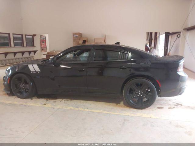 Dodge Charger Image 11