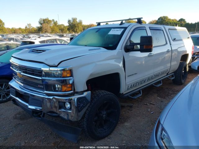 Chevrolet Silverado 2500 Lt Image 19