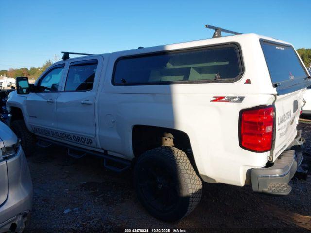 Chevrolet Silverado 2500 Lt Image 7