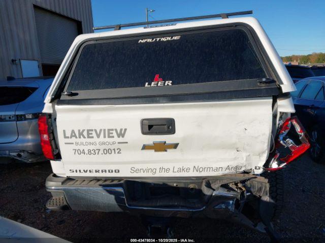 Chevrolet Silverado 2500 Lt Image 14