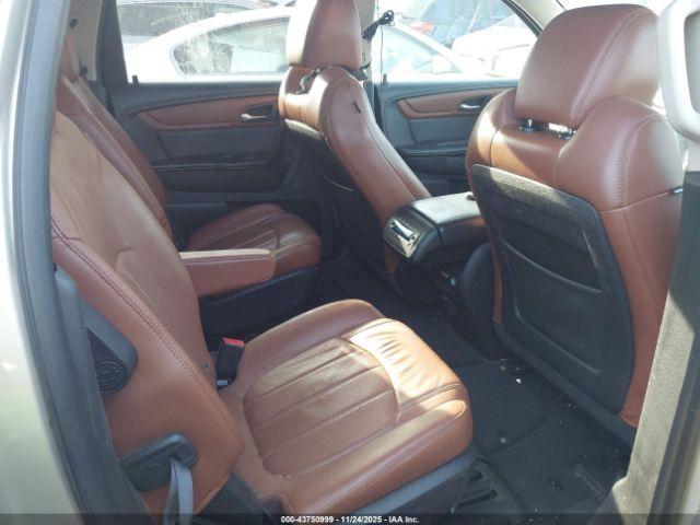 Chevrolet Traverse Ltz Image 2