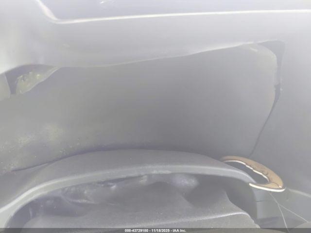 Ford F-150 Xl Image 6