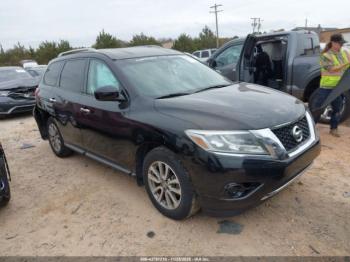  Salvage Nissan Pathfinder