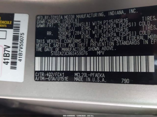 Toyota Sienna Le Image 9