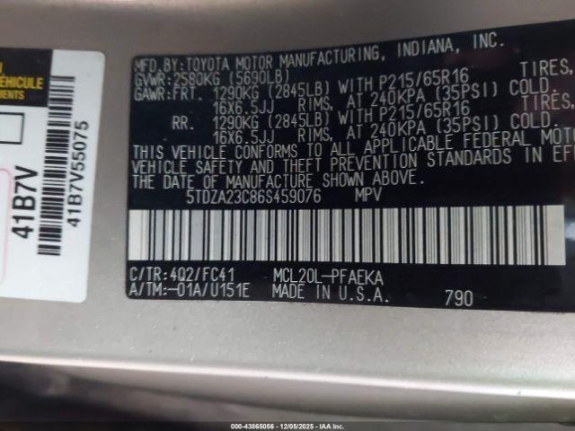 Toyota Sienna Le Image 9