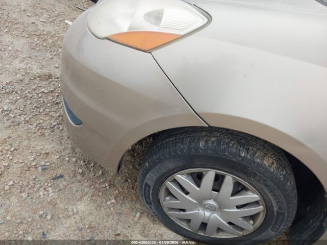 Toyota Sienna Le Image 12