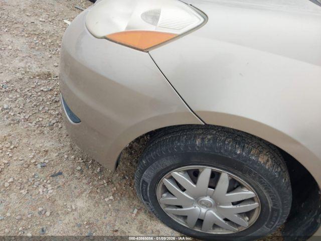 Toyota Sienna Le Image 12