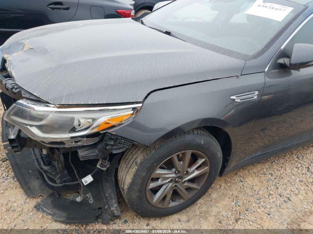 Kia Optima Lx Image 11