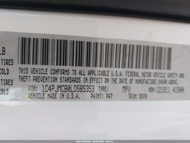 Jeep Cherokee Latitude 4x4 Image 9