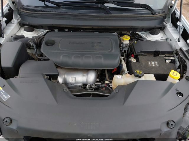 Jeep Cherokee Latitude 4x4 Image 17