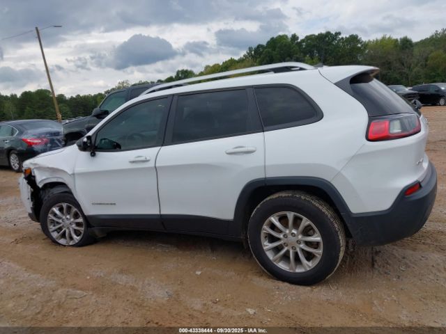 Jeep Cherokee Latitude 4x4 Image 12