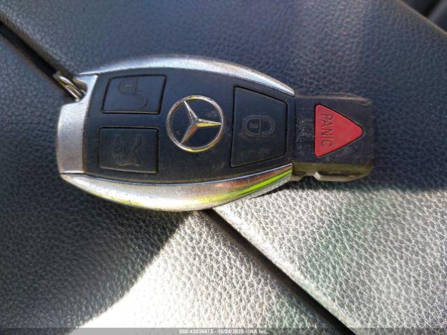 Mercedes-Benz E-Class 4matic Image 12