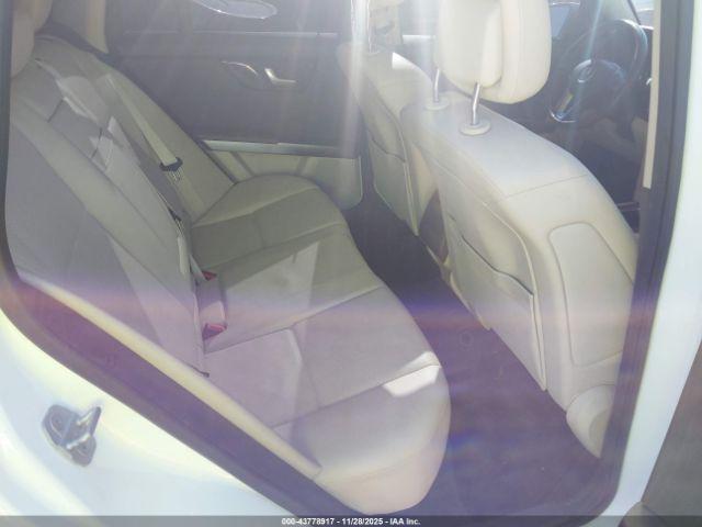 Mercedes-Benz GLK Image 10