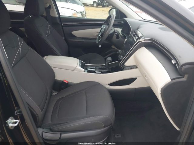 Hyundai TUCSON Sel Image 12