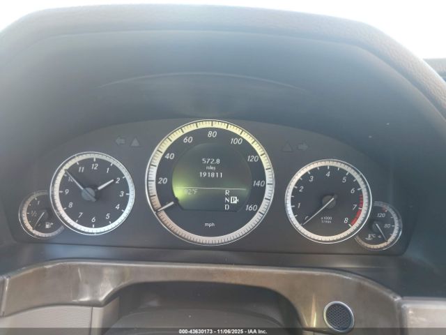 Mercedes-Benz E-Class 4matic Image 17