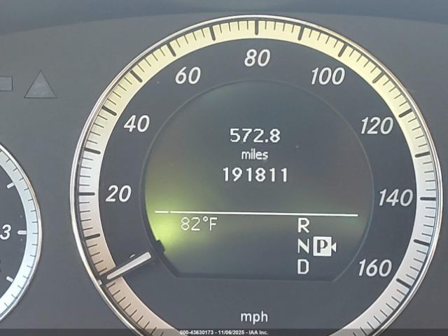 Mercedes-Benz E-Class 4matic Image 15