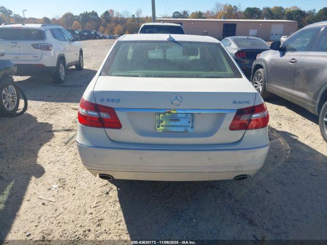 Mercedes-Benz E-Class 4matic Image 12