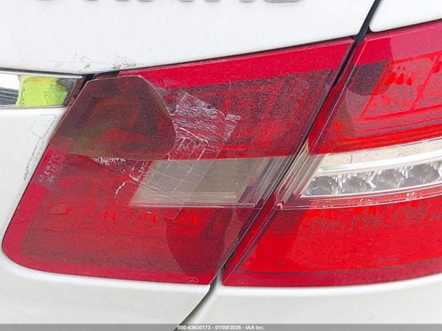 Mercedes-Benz E-Class 4matic Image 7