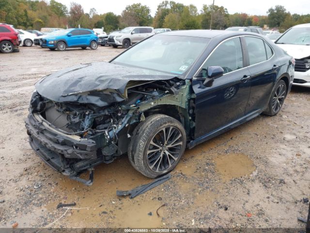 Toyota Camry Se Image 15