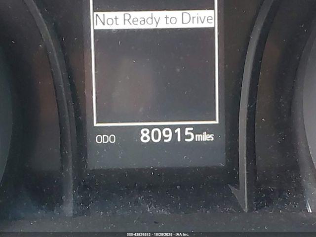 Toyota Camry Se Image 10