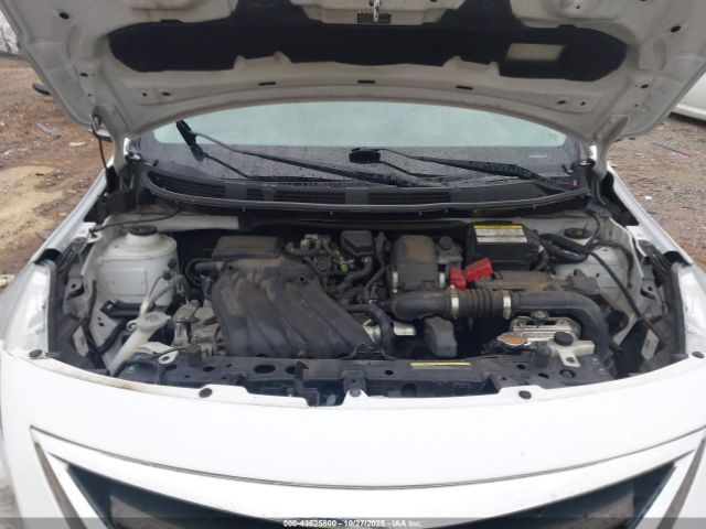 Nissan Versa 1.6 Sv Image 15
